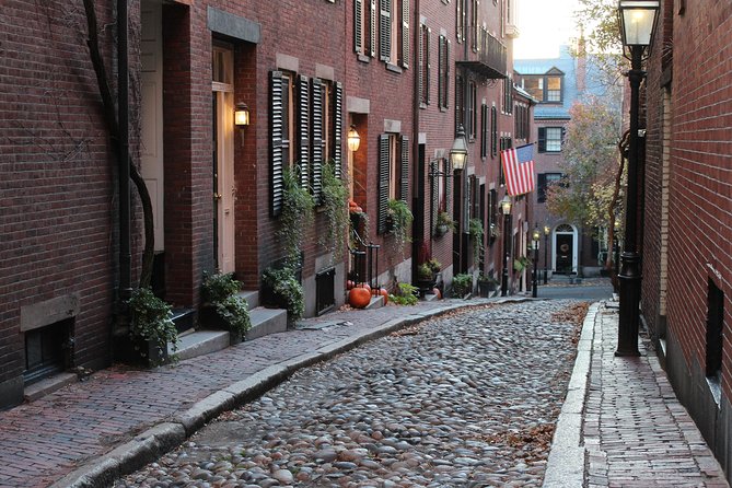 Beacon Hill & Back Bay Food Tour 2023 - Boston