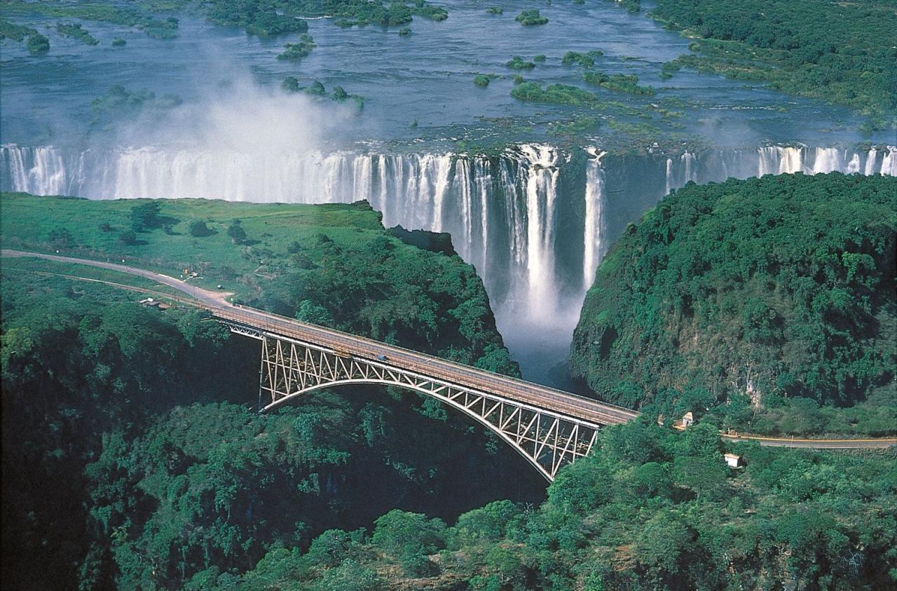 Victoria Falls | Location, Map, & Facts | Britannica