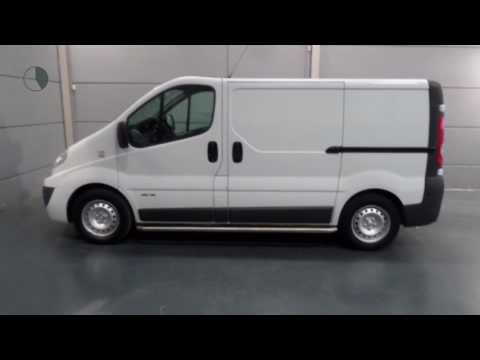 Renault Trafic 2.5 dCi 115 pk Laadruimte Inrichting/Navi/Airco