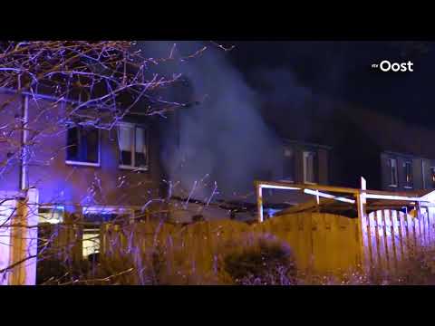 Veel schade aan woning door uitslaande brand in Hengelo