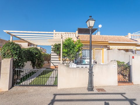 BEAUTIFUL SEMI-DETACHED BUNGALOW FOR SALE LOS MONTESINOS REF- 410639